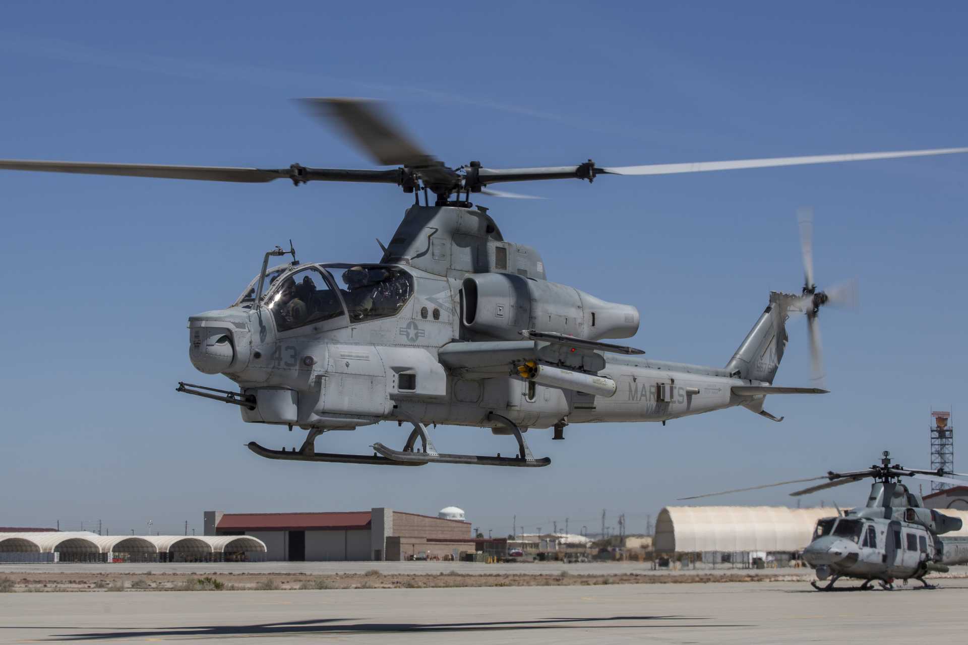 On October 8, 2026, the U.S. Marine Corps announced that it had successfully tested laser-guided rockets fired from an AH-1Z Viper helicopter, confirming that Marines can safely practice accurate attacks in smaller firing areas to better prepare for combat missions from temporary bases. (Picture source: US DoD)