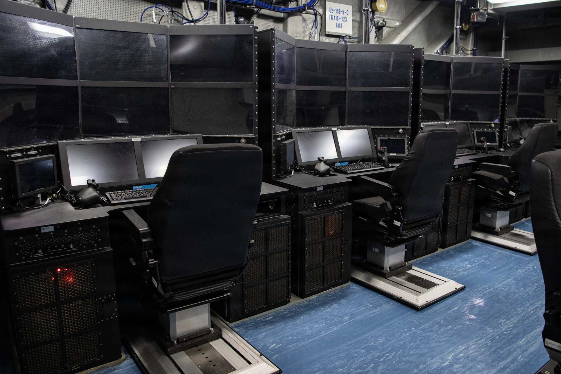 The MDCX is the control software integrated into the US Navy's UMCS ground control station that allows operators to plan missions and control the MQ-25A from aircraft carriers, shore bases, or expeditionary locations. (Picture source: US Navy)