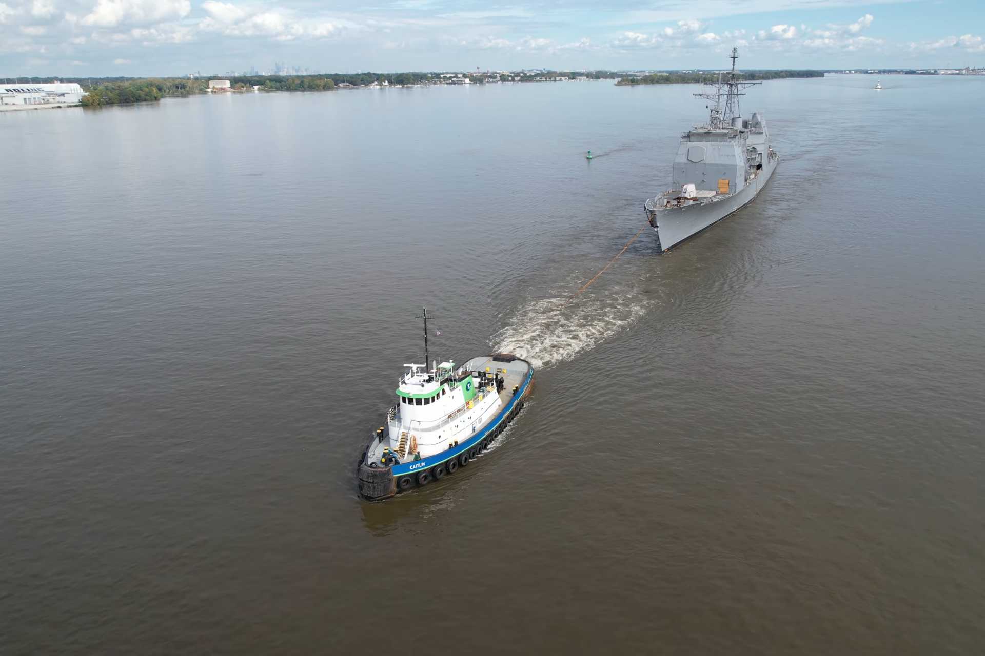 The USS Vicksburg entered modernization in 2016 and received more than $750 million in upgrades, but the U.S. Navy halted the effort before completion, and the cruiser was cannibalized for parts to support other Ticonderoga-class ships. (Picture source: Al Stinger via X/WarshipCam)