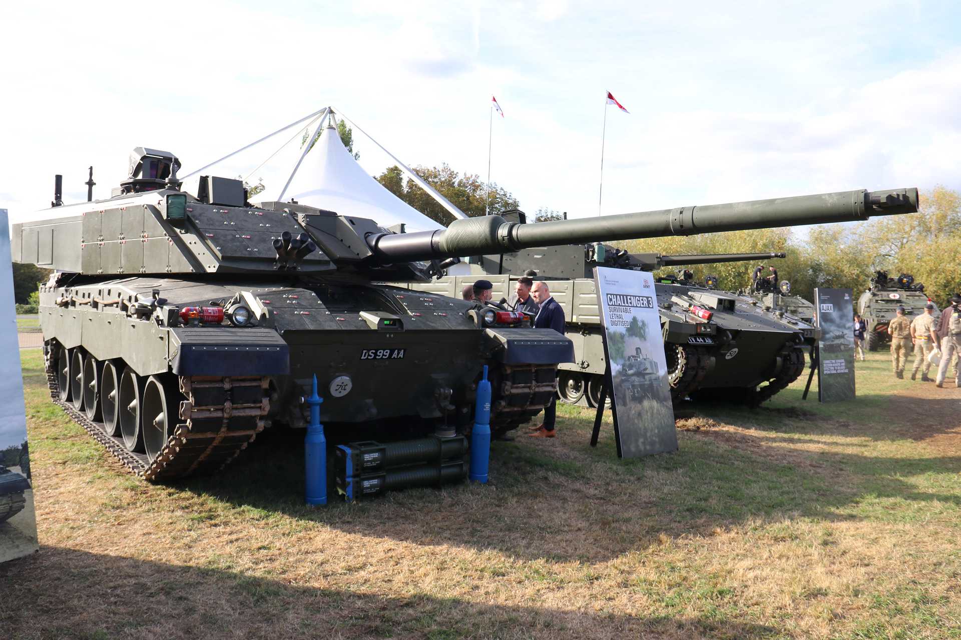 British Army Challenger 3 main battle tank displayed at DVD 2026 at UTAC Millbrook, highlighting its new 120 mm L55A1 smoothbore gun, digital architecture and enhanced protection for future high-intensity combat.