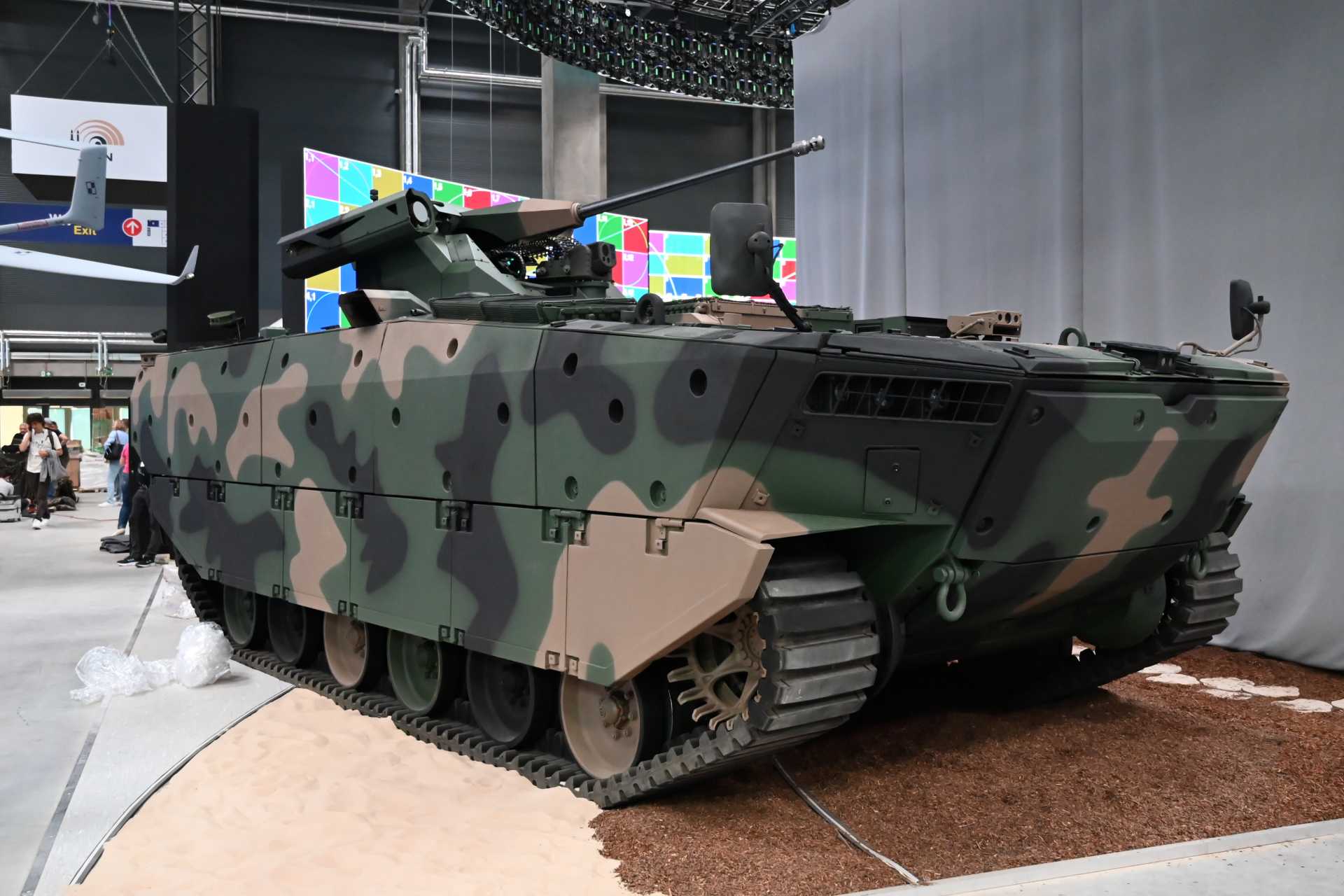 PGZ unveils its new tracked combat vehicle at MSPO 2026, highlighting Poland’s latest efforts to expand armored mobility, protection, and battlefield support capabilities.