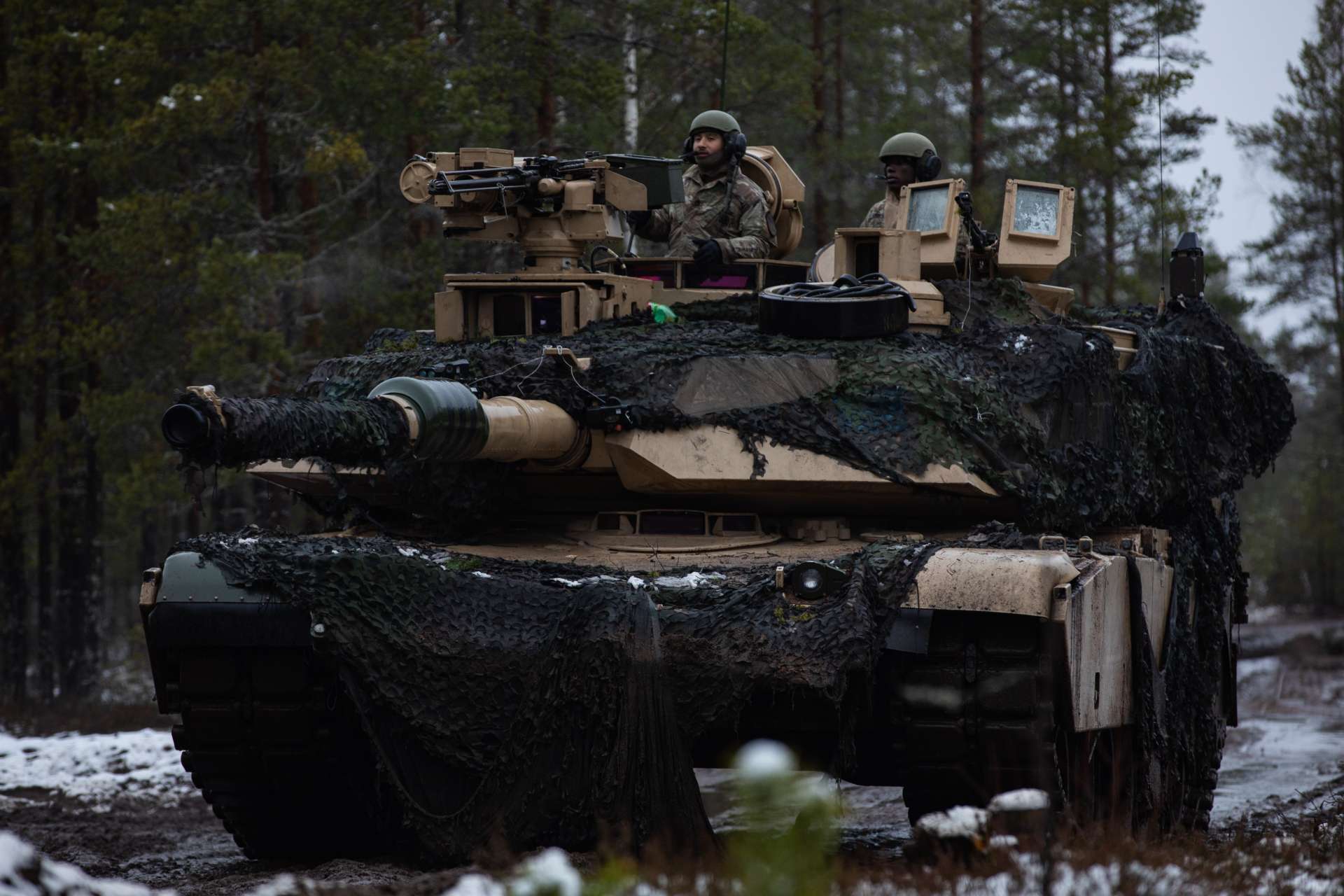 U.S. Army Abrams tanks will return to Lithuania in late October alongside an engineer battalion, restoring American heavy armor on NATO’s eastern flank for a nine-month rotation (Picture Source U.S. Army)