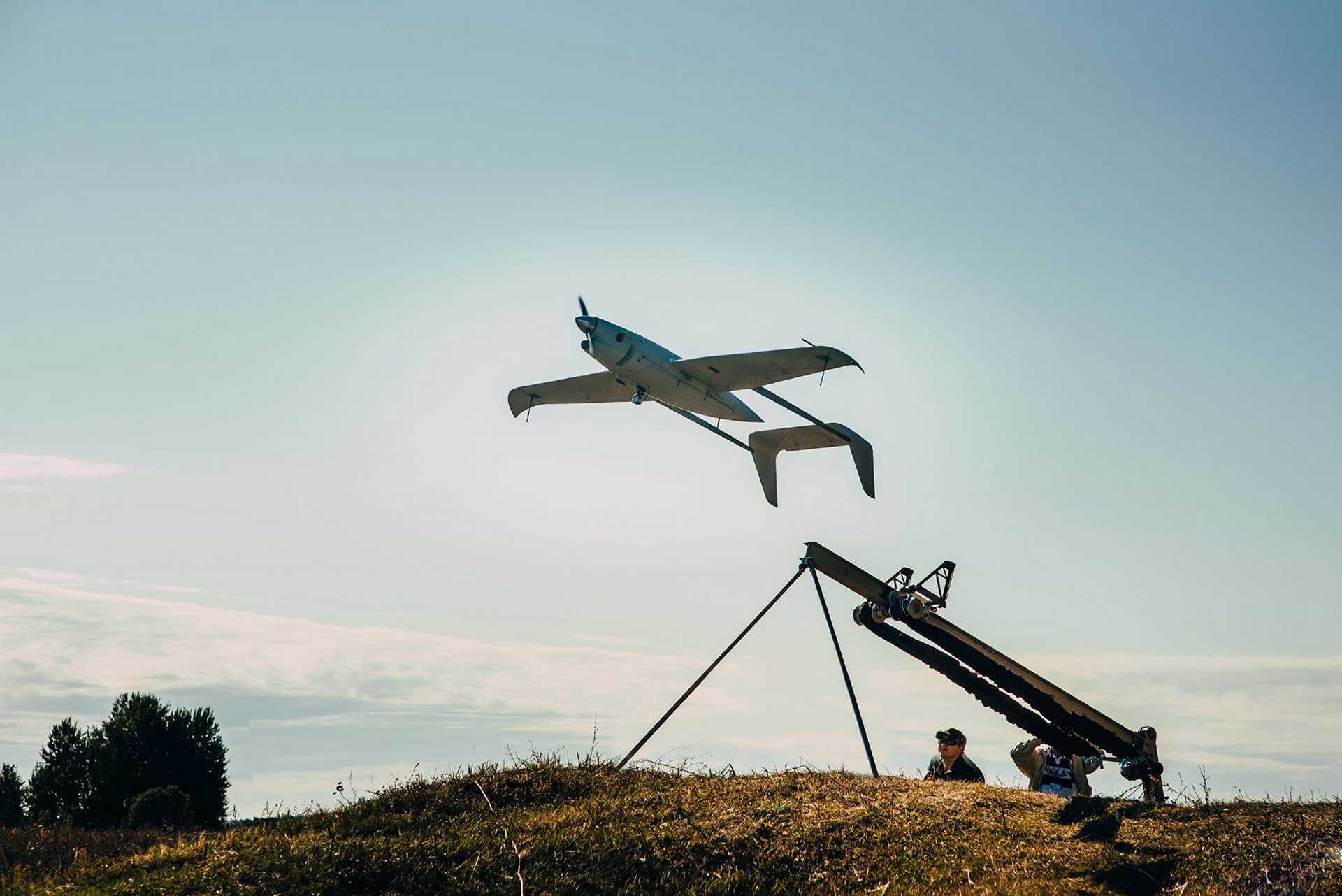 Skyeton Raybird long-endurance unmanned aerial system launches from its catapult. The U.S. Army awarded Skyeton Inc. a $10.64 million contract in September 2026 for Raybird UAS hardware and services. (Picture source: Skyeton/Wikimedia Commons, CC BY-SA 4.