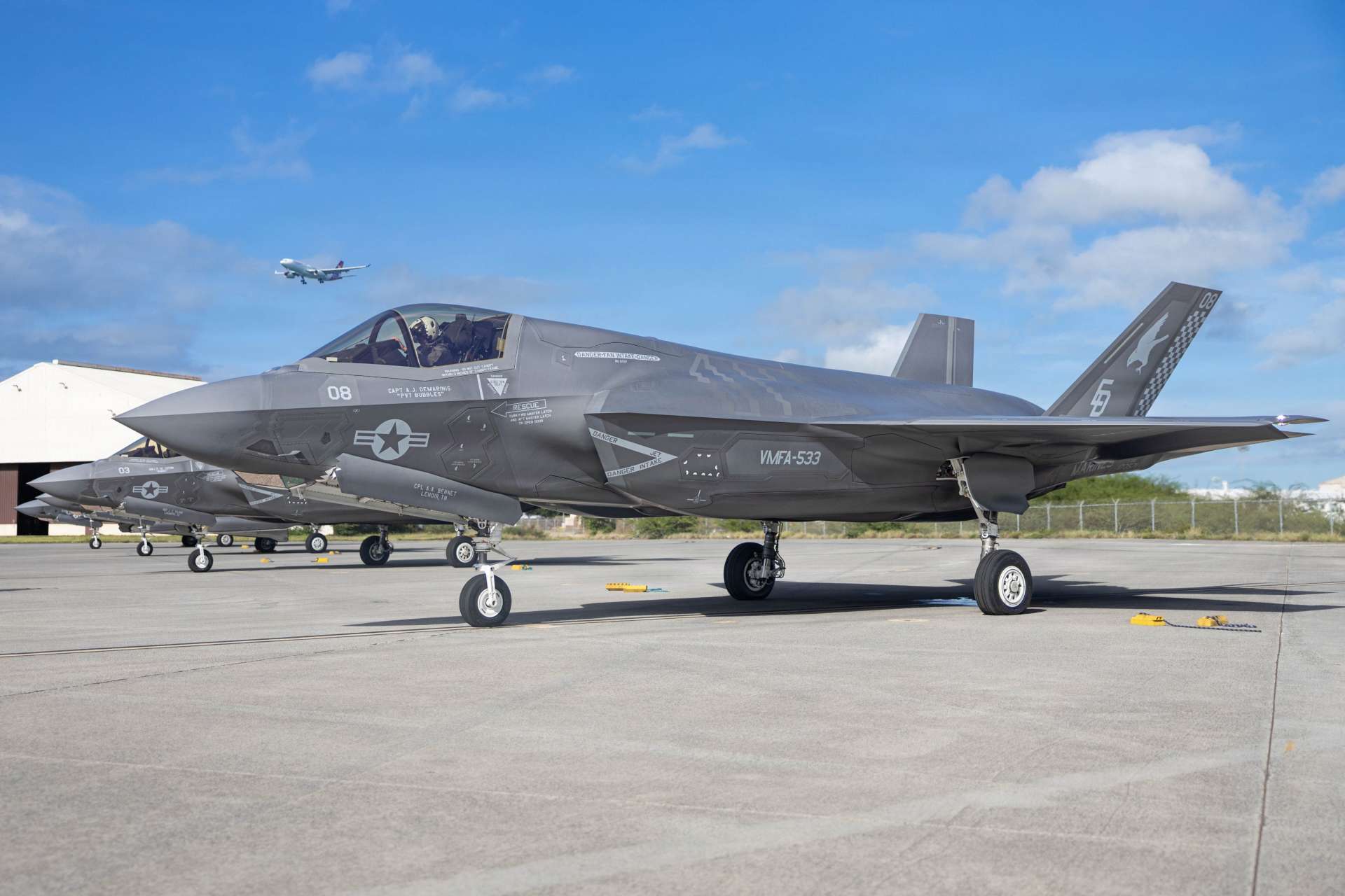 VMFA-533’s deployment brings a fresh contingent of F-35B Lightning II fighters to Japan, strengthening the Marine Corps’ forward combat aviation presence in the Indo-Pacific (Picture Source: USMC)
