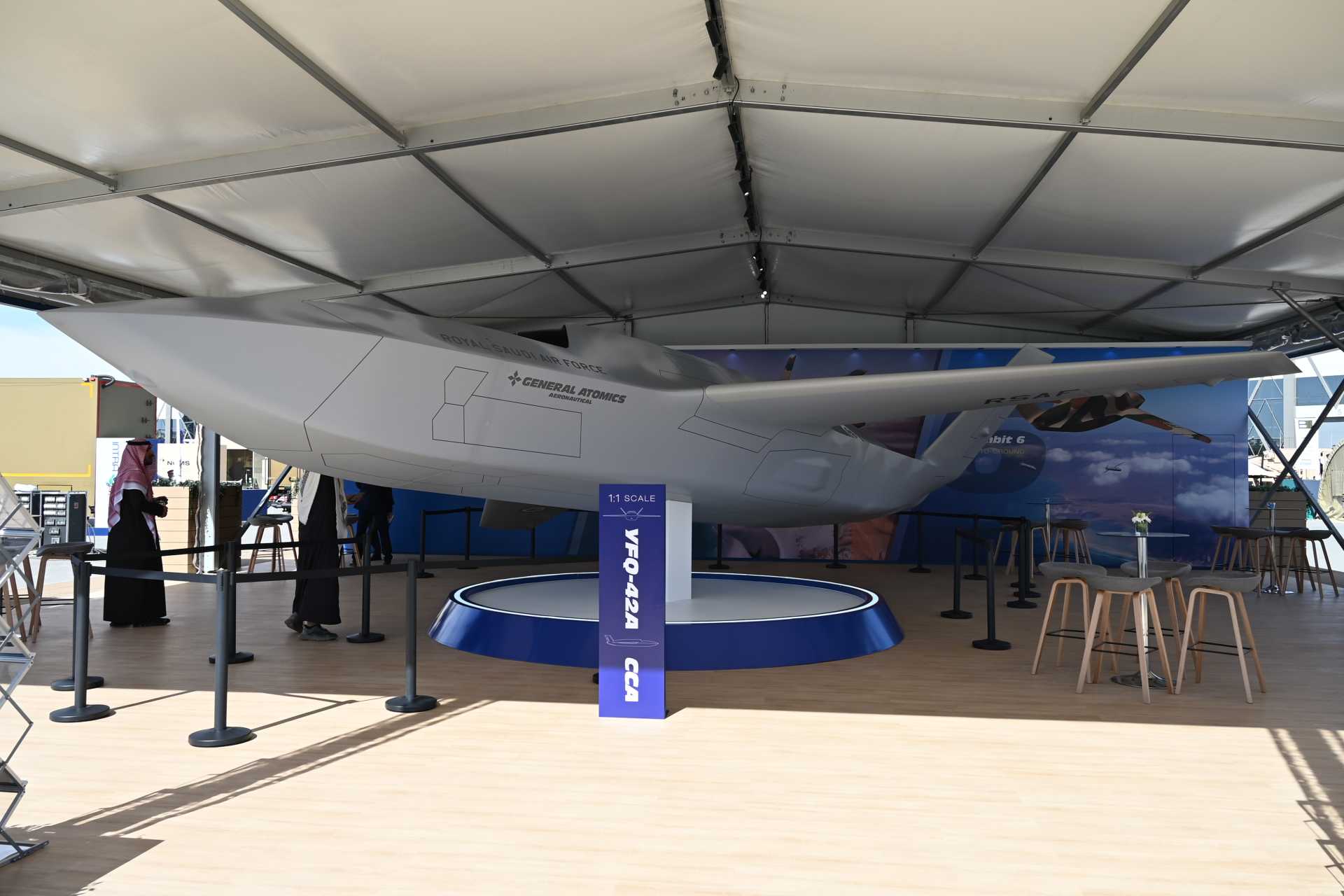 U.S. General Atomics Unveils Gambit Next-Gen Unmanned Fighter in Middle East