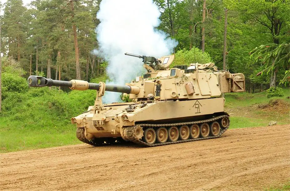 1/144 USA M109A6 Paladin 155mm SPG camouflage