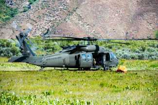 UH-60M_Black_Hawk_Utility_Helicopter_USA_Right_View