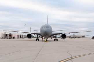 Boeing_KC-46A_Pegasus_Tanker_Aircraft_USA_Front_View