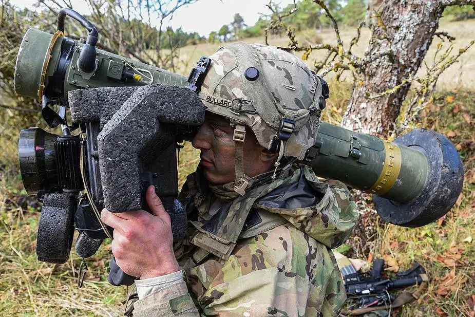 Javelin FGM-148 anti-tank guided missile technical data fact sheet | United States US Army Light and Heavy weapons UK | United States US Army Military equipment UK
