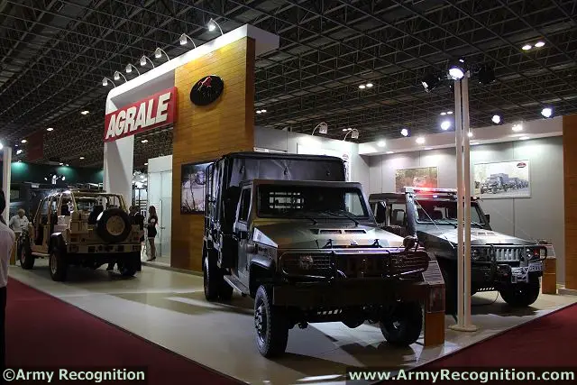 Brazilian Defence Company Agrale launches at LAAD 2013 (Latin America Aerospace & Defence) the vehicle Marruá 41 AM - VTNE 2 ½ ton 4X4. At the event, in the halls of Rio Centro in Rio de Janeiro, the company will present five models of its family of vehicles designed specifically for military application, in versions of reconnaissance, transport and Security Forces.