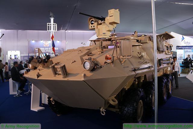 To increase the protection of the gunner, Escribano displays at SITDEF 2017 a solution of remotely operated weapon station mounted on the LAV-25 of Peruvian naval infantry.