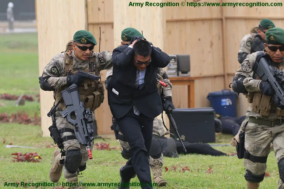 Peruvian Special Forces in live demonstration of counter terrorism operation SITDEF 2019 925 001
