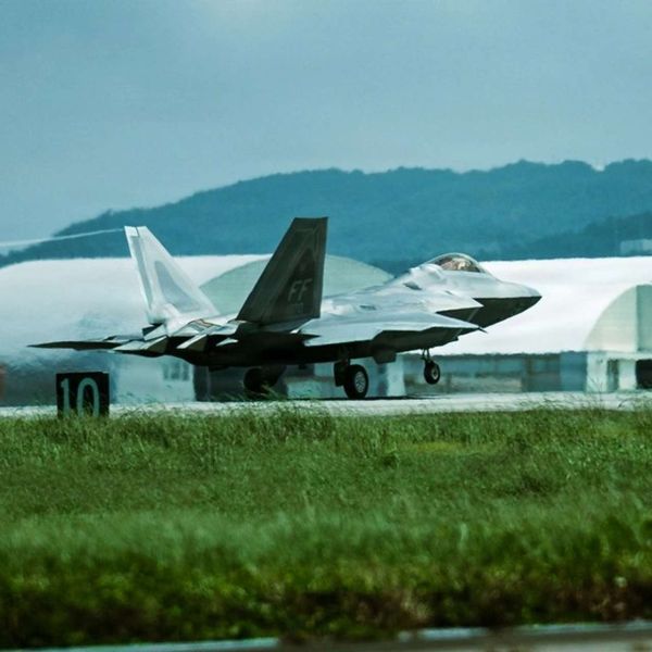 U.S. F-22 operations from Kadena during VALIANT SHIELD 2026 add a stealth air superiority layer to American deterrence near Taiwan and the East China Sea (Picture Source: U.S. Air Force)