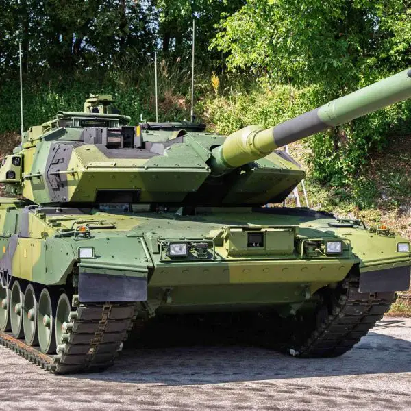 Strv 123A Swedish main battle tank Leopard 2 REMO modernization specification technical review data fact sheet armament protection combat equipment pictures video