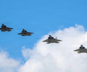 U.S. F-22 Raptors trained with Finnish F-35 fighters at Ebbing ANGB, strengthening NATO fifth-generation interoperability and Finland’s transition to allied air dominance operations (Picture Source: U.S. National Guard)