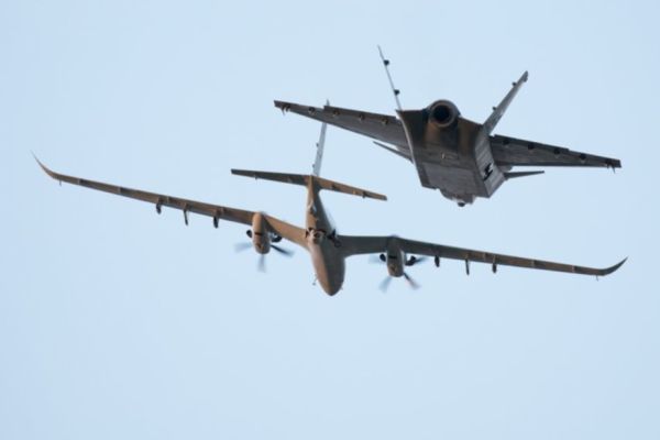 Bayraktar AKINCI strategic UCAV drone Baykar Türkiye specifications technical review data fact sheet armament sensors payload pictures video