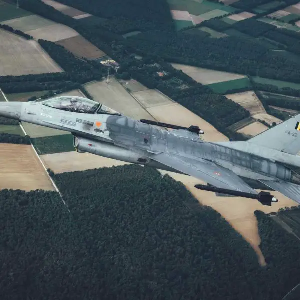 Belgian F-16s will help Ukraine intercept Russia’s fastest jet-powered Geran drones, flying at up to 600 km/h, by using their speed of Mach 2.05 and 20 mm cannons against targets that many Ukrainian interceptor drones cannot overtake. (Picture source: Belgian Air Force)