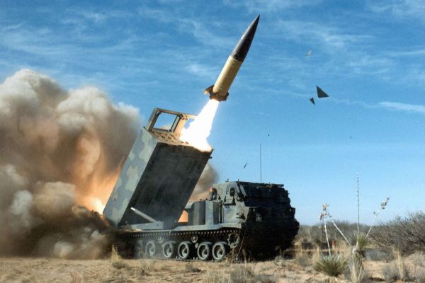 M39 Army Tactical Missile System ATACMS United States specifications technical review data fact sheet variants M39 Block I M39A1 Block IA ATACMS Block II pictures video