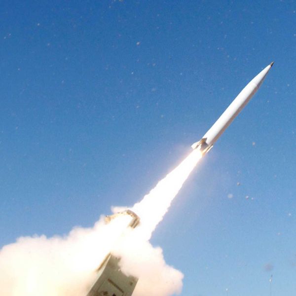 The U.S. Army awarded Lockheed Martin a $1.21 billion contract establishing the Early Operational Capability production path for the PrSM Increment 2, a seeker-equipped variant designed to strike moving maritime and relocatable land targets. (Picture source: US Army)