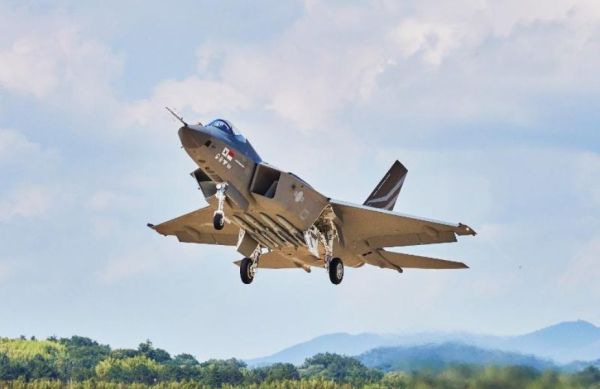 KF-21 Boramae multirole fighter KAI South Korea