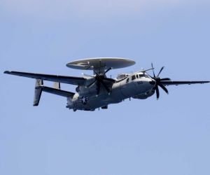 E-2D Advanced Hawkeye  Airborne Early Warning and Control AEW&C aircraft United States specifications technical data fact sheet pîctures video