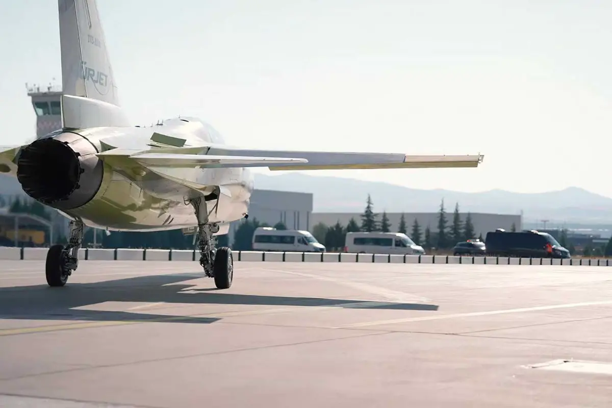 TAI_Hürjet_Trainer_And_Combat_Aircraft_Türkiye_Second_Picture