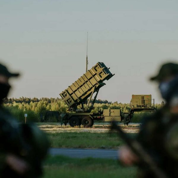 Sweden will deploy a Patriot air and missile defense unit to southeastern Poland in December 2026 to protect NATO’s critical Rzeszów logistics hub and the flow of military aid to Ukraine (Picture Source: Swedish MoD)