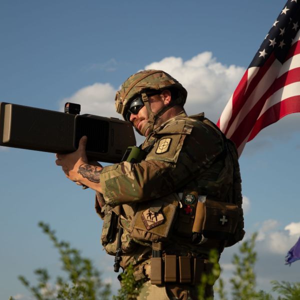 U.S. Army Staff Sgt. Kristopher Runyon operates a Dronebuster Counter-Small Unmanned Aircraft System during a patrol near Eagle Pass, Texas, on June 14, 2025. U.S. Northern Command has warned that current sensor and effector coverage remains insufficient to counter drone swarm attacks across the homeland. (Picture source: US DoD)