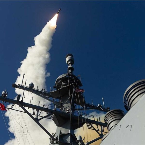 A U.S. Navy Aegis-equipped destroyer launches an SM-3 interceptor during a ballistic missile defense event, highlighting the fleet’s ability to engage ballistic threats outside the atmosphere.