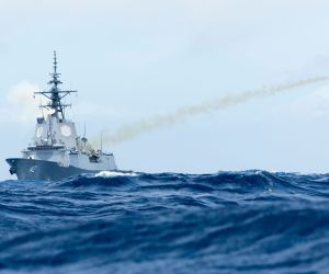 HMAS Sydney (V) conducts a Naval Strike Missile (NSM) firing during RIMPAC Sea phase off the coast of Hawaii, United States. (Picture source: Australian MoD)
