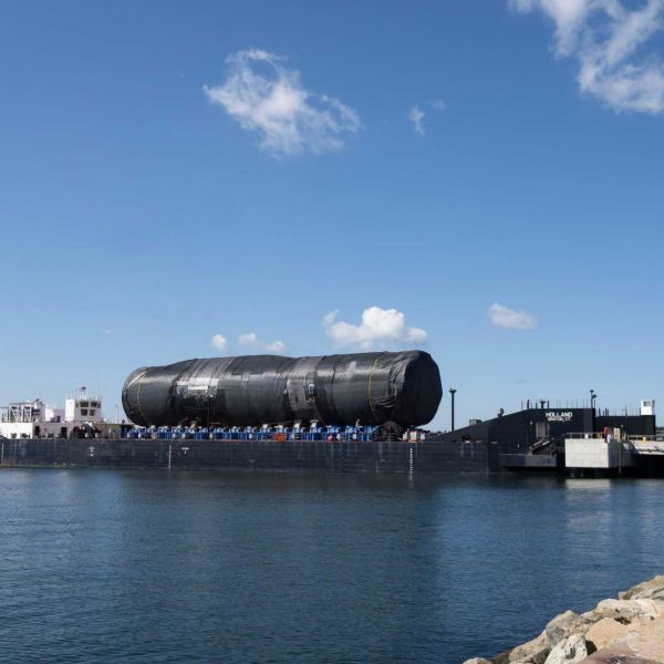 The Virginia Payload Module (VPM) is an 84-ft-long hull extension containing four large-diameter payload tubes to increase the Virginia-class submarines' vertical missile capacity from 12 to 40 while also supporting future weapons and unmanned underwater systems. (Picture source: GDEB)