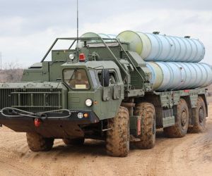 According to Hamilton, the U.S. and Ukraine are working to upgrade existing S-300 interceptors or develop a newer S-300 missile with improved capabilities, with the resulting weapon expected to become operational near the end of 2026. (Picture source: Russian MoD)