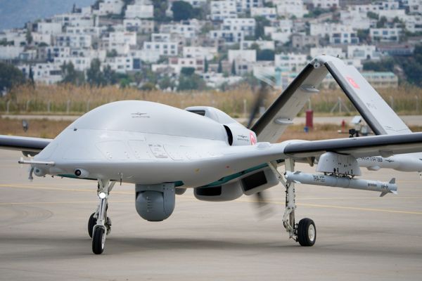 Bayraktar TB3 naval UCAV drone Baykar Türkiye specifications technical review data fact sheet armament weapons sensors payload carrier capability pictures video.