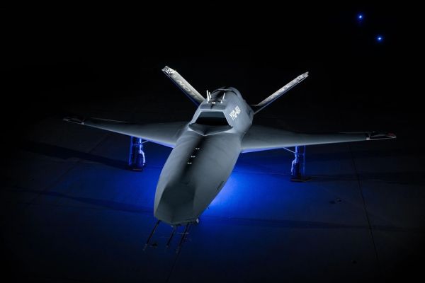 YFQ-48A Talon Blue autonomous collaborative combat aircraft Northrop Grumman United States specifications technical review data fact sheet pictures video