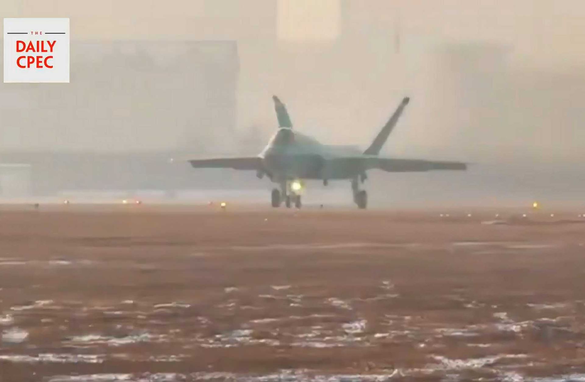 A Shenyang J‑35A fifth‑generation stealth fighter is seen during a flight test in China, as video released on January 7, 2025, confirmed the joint testing of two production aircraft.
