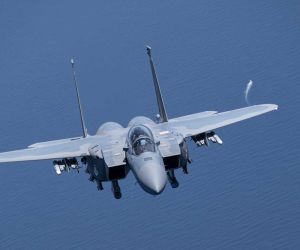 U.S. Air Force F-15EX Eagle II fighter: the service now plans to procure 149 aircraft through 2031, expanding the non-stealth fighter’s role as a high-payload, long-range missile carrier alongside the F-35 and future F-47.