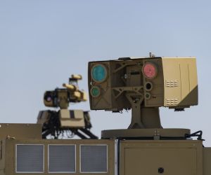 The U.S. Army tests the Palletized High Energy Laser (P-HEL) counter-drone prototype at Yuma Proving Ground as part of RCCTO and JCO efforts to develop directed-energy C-sUAS capabilities. (Picture source: US DoD)