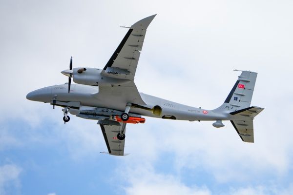 Bayraktar AKINCI strategic UCAV drone Baykar Türkiye specifications technical review data fact sheet armament sensors payload pictures video