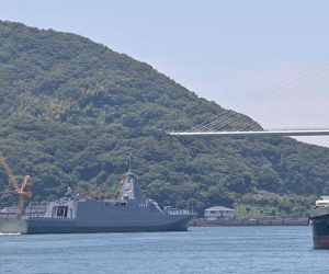 A single Mogami-class frigate like the JS Nagara can escort other ships, search for submarines, monitor surface traffic, and support mine countermeasures during the same deployment cycle. (Picture source: Japanese Navy)
