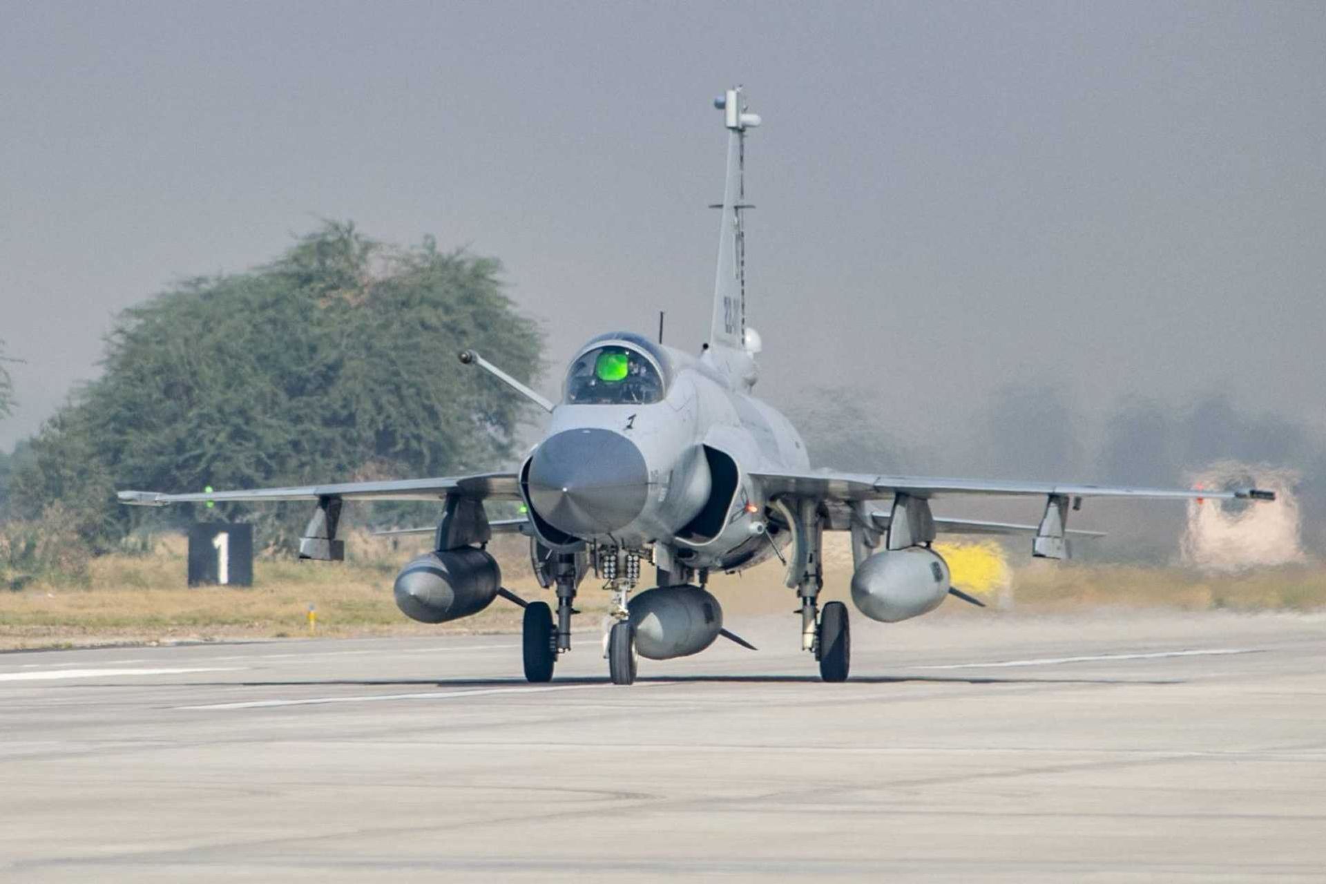 The Bangladesh Air Force could purchase between 20 and 32 JF-17 Thunder jets to progressively replace aging Chinese and Russian fighters while staying within financial and sustainment limits (Picture source: Pakistan Air Force)