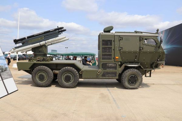 MBDA's new mobile counter-drone air defense system unveiled at Farnborough International Airshow 2026 combines the Counter Mass Interceptor (CMI) and SL-ASRAAM missiles on a Supacat high-mobility vehicle, providing a rapidly deployable layered defense against drones, helicopters, and cruise missiles.