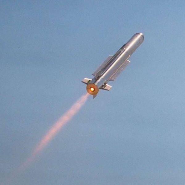 Raytheon has successfully tested its new Coyote Block 2C+RM, an all-rocket-powered counter-drone interceptor designed for faster launches, higher-speed engagements and improved performance against increasingly sophisticated unmanned aerial threats (Picture Source: Raytheon)