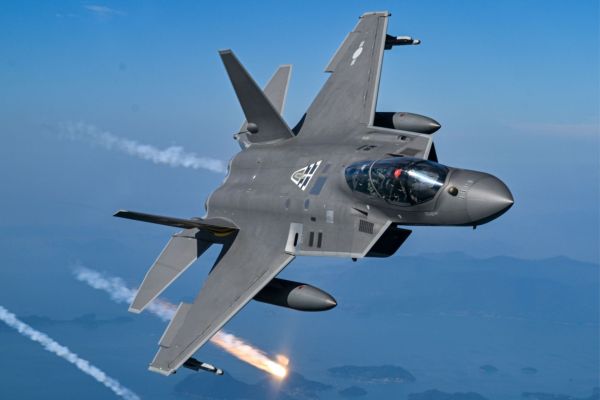 KF-21 Boramae multirole fighter KAI South Korea