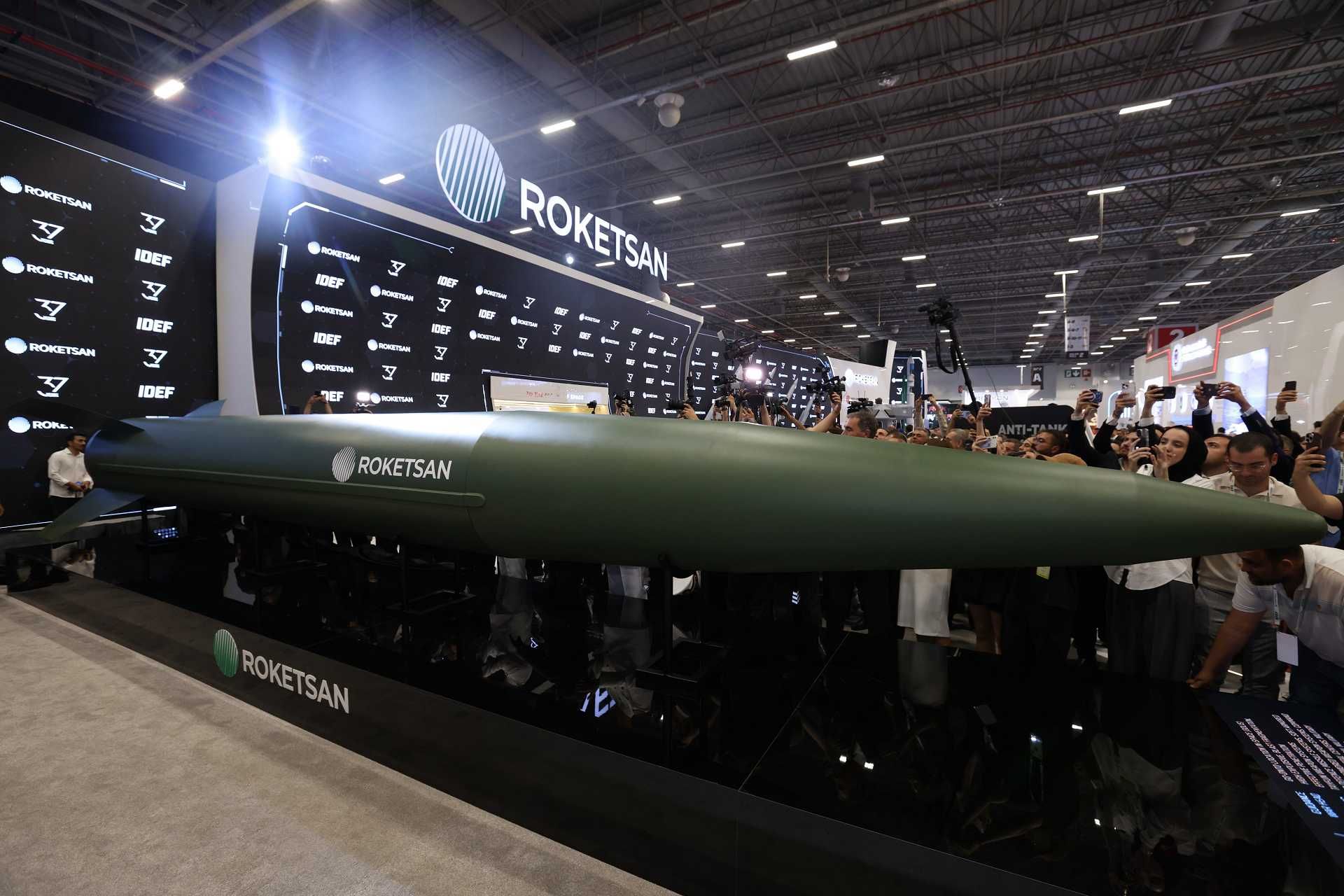 TAYFUN Block 4 hypersonic ballistic missile displayed at IDEF 2025 in Istanbul, showcasing Türkiye’s next-generation long-range strike system developed by ROKETSAN prior to its transition into serial production in 2026.