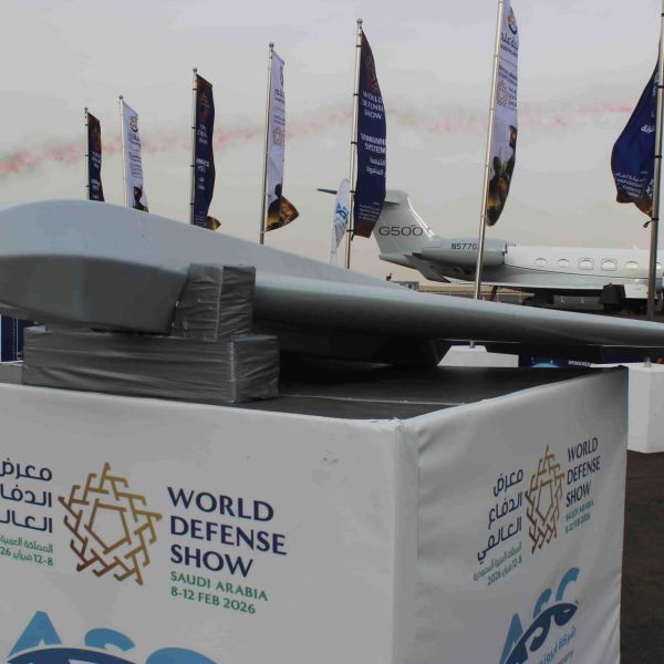 Saudi-made Sarem loitering munition, based on the LY-150 delta-wing UAV, combines 6-hour endurance, 150 km/h cruise, and a 100 km control radius with a 22 kg MTOW and up to 15 kg payload, enabling long-duration ISR and rapid transition to one-way precision strike against time-sensitive targets (Picture source: Army Recognition Group).