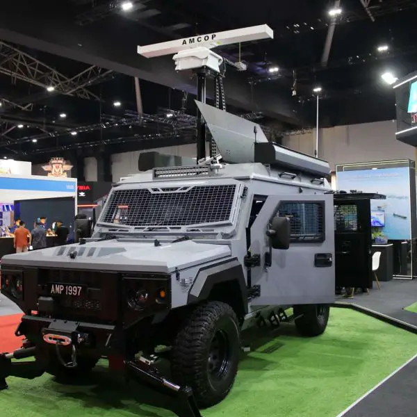 AMCOP’s MSU MK-III, unveiled at DSA 2026 in Kuala Lumpur, is a Malaysian-made 4x4 mobile surveillance unit combining X-band radar, EO camera and AIS tracking to strengthen coastal, border and critical-site monitoring (Picture source: Army Recognition Group).