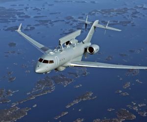 Earlier reports suggest a possible NATO order of ten to twelve GlobalEyes, and estimates placed the unit cost near €550 million, implying an acquisition exceeding €5 billion before infrastructure, training, spares, software support and lifecycle sustainment are included. (Picture source: Saab)