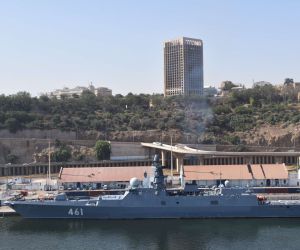 Russian Project 22350 frigate Admiral Kasatonov and Project 23130 tanker Akademik Pashin docked at Oran during a four-day visit, underscoring Algeria-Russia naval cooperation and showcasing Russia’s long-range missile, air-defense, anti-submarine, and at-sea replenishment capabilities in the western Mediterranean (Picture source: Algeria MoD).