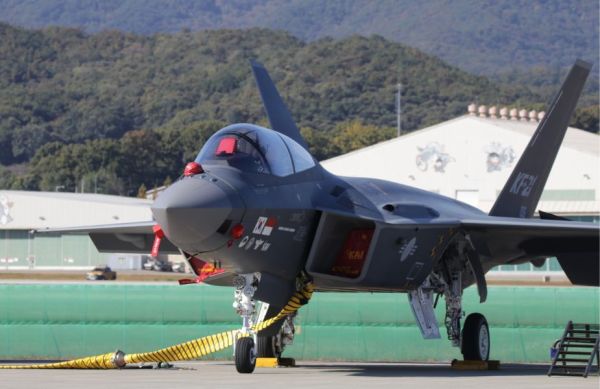 KF-21 Boramae multirole fighter KAI South Korea