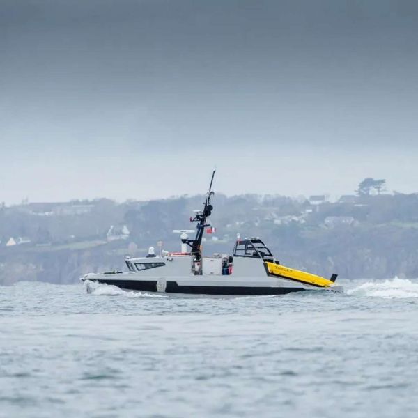 Royal Navy’s new autonomous minehunting system Adventure strengthens the UK’s ability to detect, classify, and neutralize naval mines from a safe stand-off distance, supporting faster and safer protection of ports, sea lanes, and deployed naval forces (Picture source: U.S. DoW).